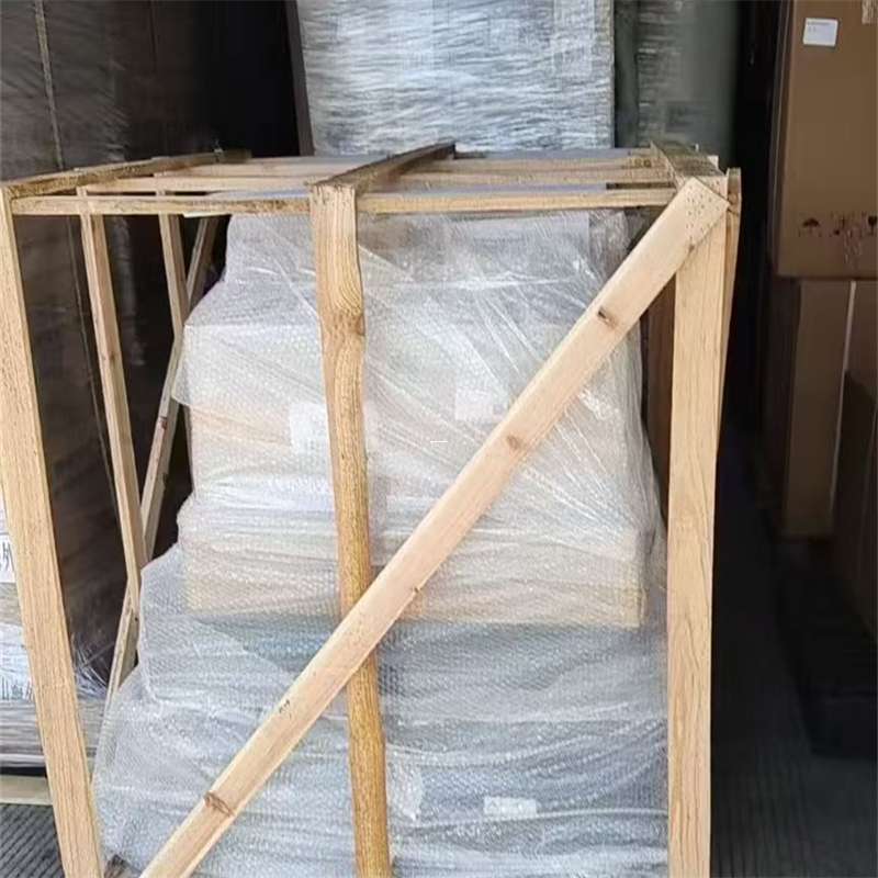 王下乡金塔县：物流专线的高效货运之旅